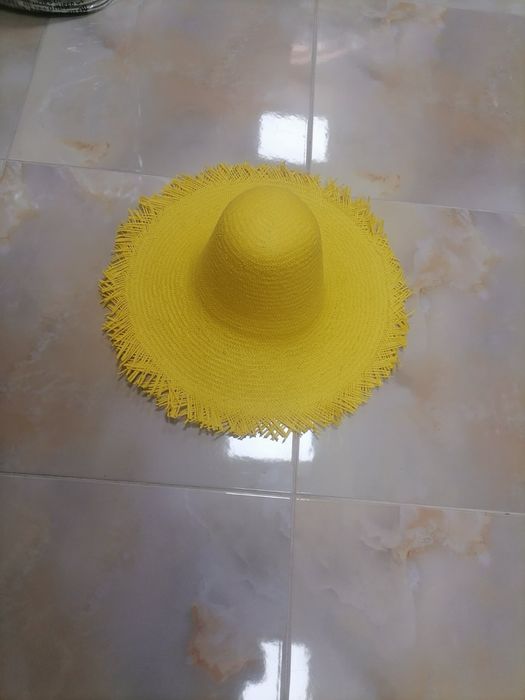 Капела с Голяма периферия Жълта