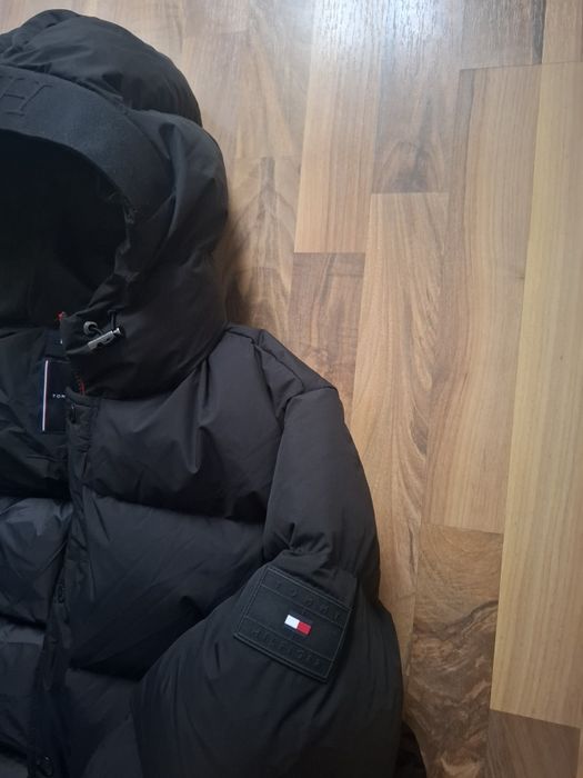 Tommy Hilfiger-Пухено яке