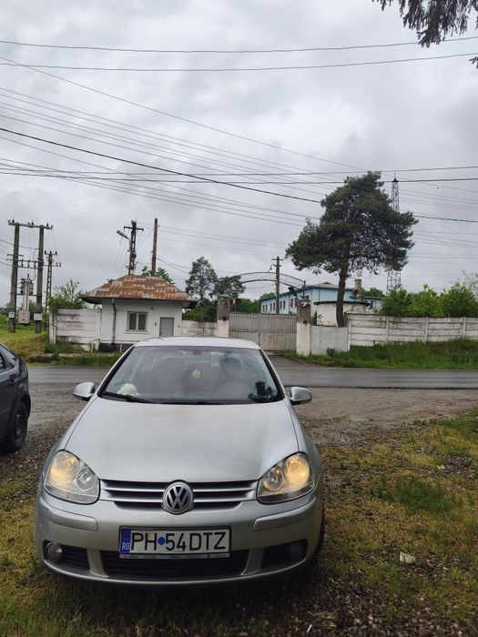 Vând Golf 5 1.9TDI