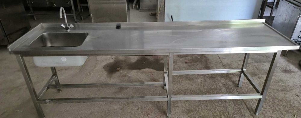 Masa din inox cu chiuveta