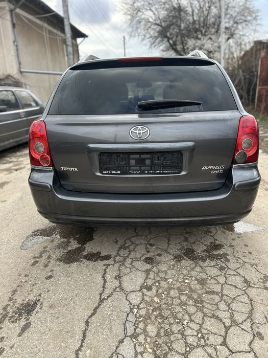 Тойота авенсис 2,2 д-кат 177кс на части/Toyota Avensis 2,2d-cat  177кс