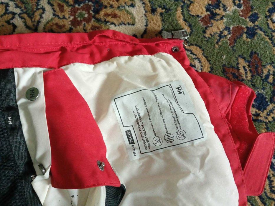 яке на Helly Hansen  в размер ХЛ