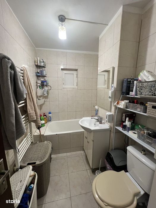 Apartament Craiovita Piață 3/4 56 mp centrală termică