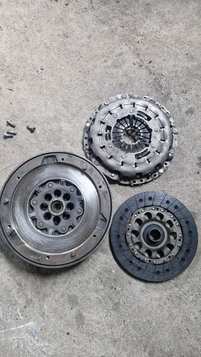 Chi ambreiaj, Chiuloasa, Axe cu chame, egr cu racitor gaze, Supape v