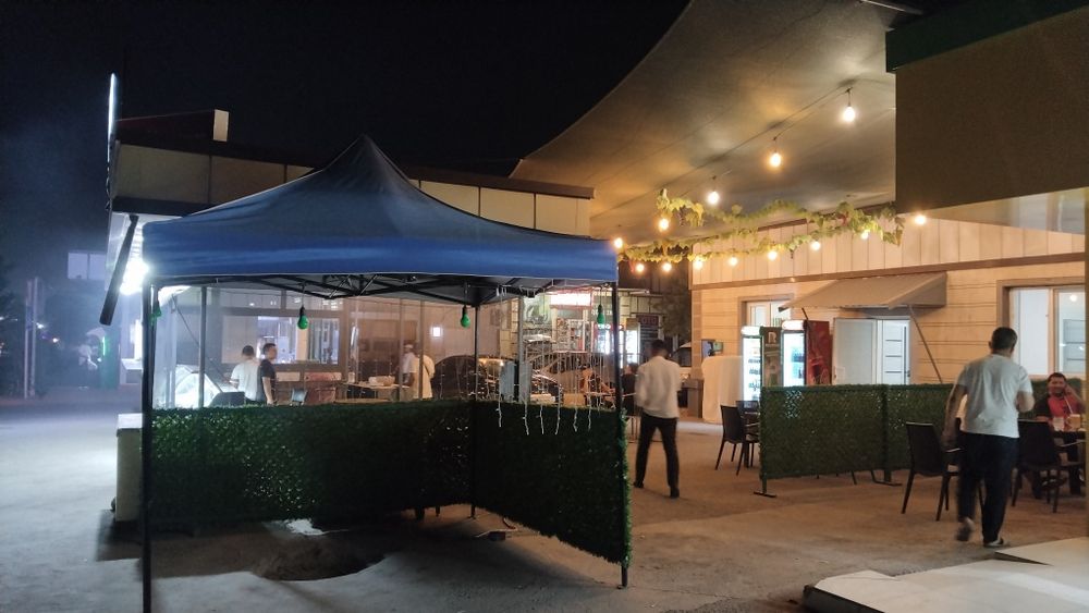 Kafe yubleniy 16 ta xon