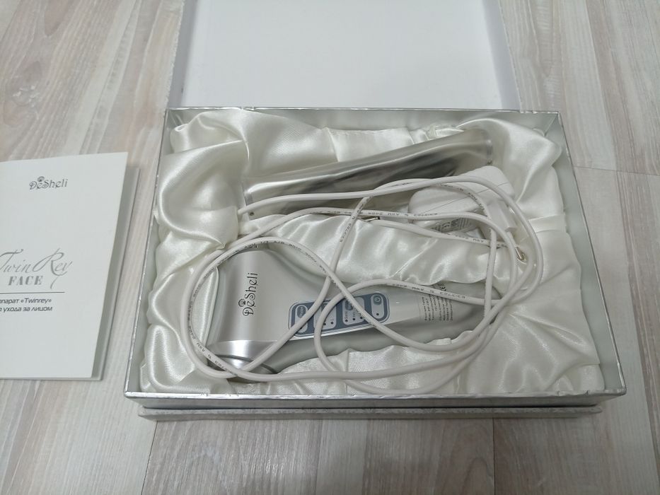 Disheli Twinrey для ухода за лицом