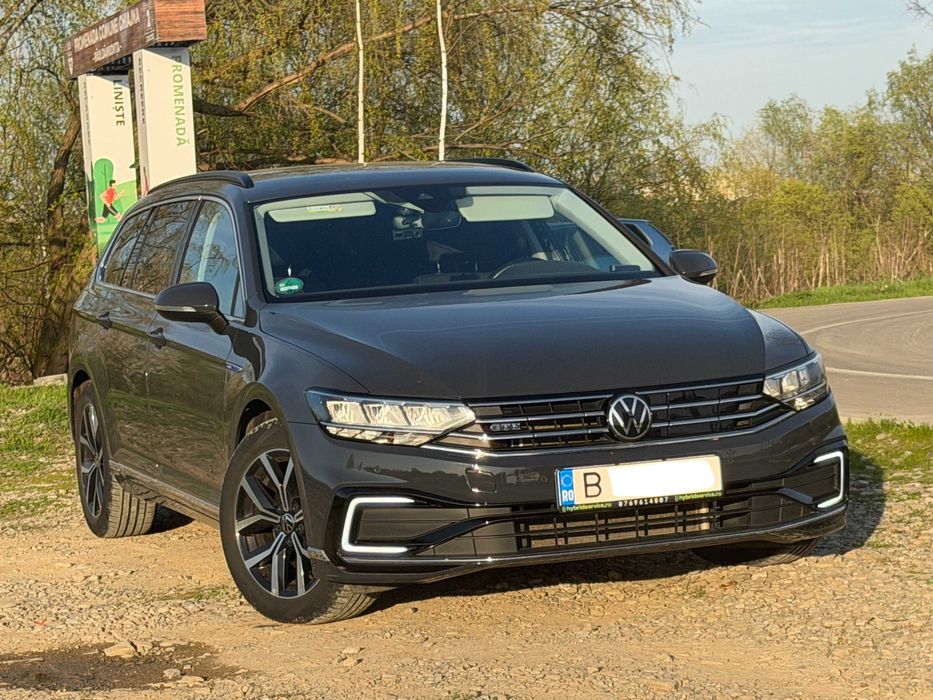 Vand schimb Volkswagen Passat B8 facelift GTE 2021 plug in hybrid full led navigatie touch carplay scaune incalzite benzina + electric roti 17