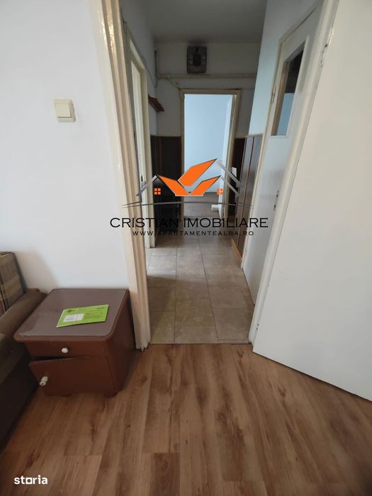 Apartament 3 camere, etaj 1, Cetate!