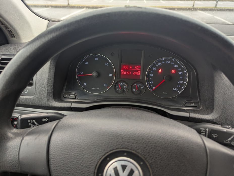 Volkswagen Golf 5 2008  1.9TDI