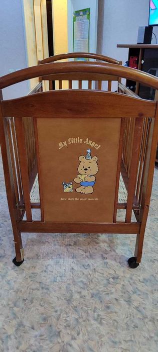 Детская кровать б/у (Дубаи) + ортопедический матрас + покрывало