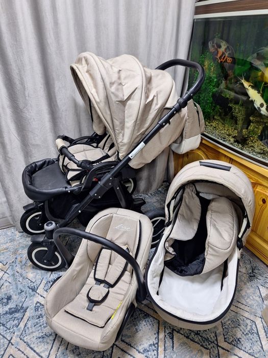 Продам коляску 3 в 1