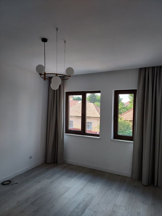 PF.dau in chirie et.2 al unei case,zona Titulescu