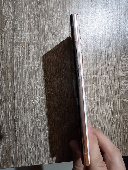 Samsung S22 Ultra 256 GB като нов