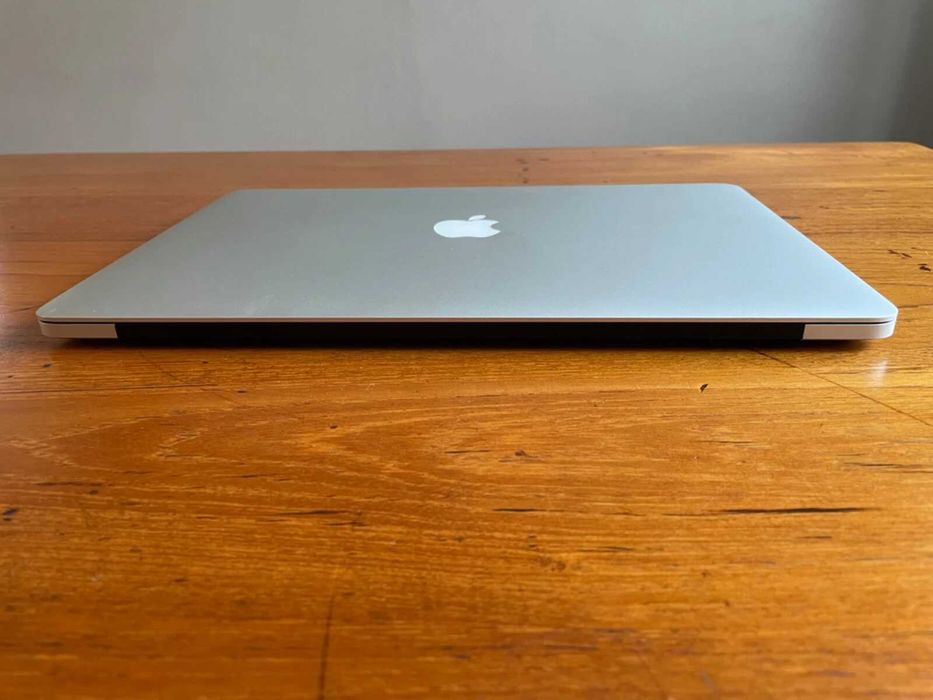 Macbook Pro (Retina, 15 inch, Mid 2015) 16GB RAM 512GB SSD