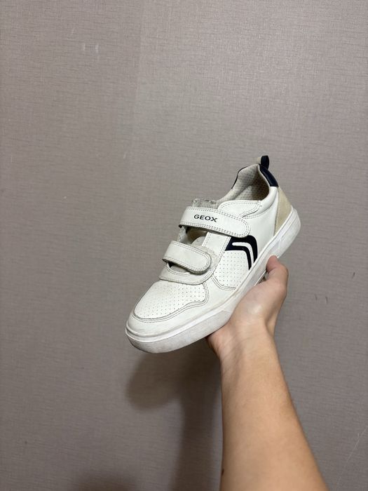 Продам кроссовки GEOX