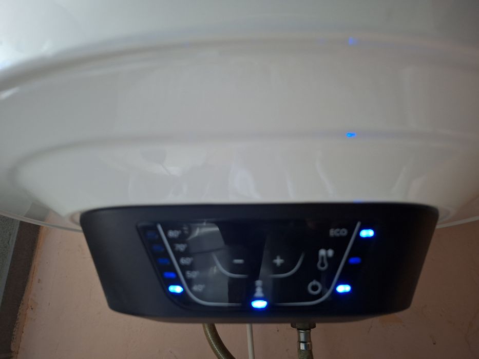 Titlu anunț: Boiler electric Ariston PRO1 ECO 80 V – Ca NOU, 80L, Clasă B, Eficient

Preț: 300 Lei