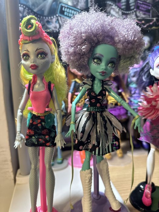 Продам  кукол Монстр хай!