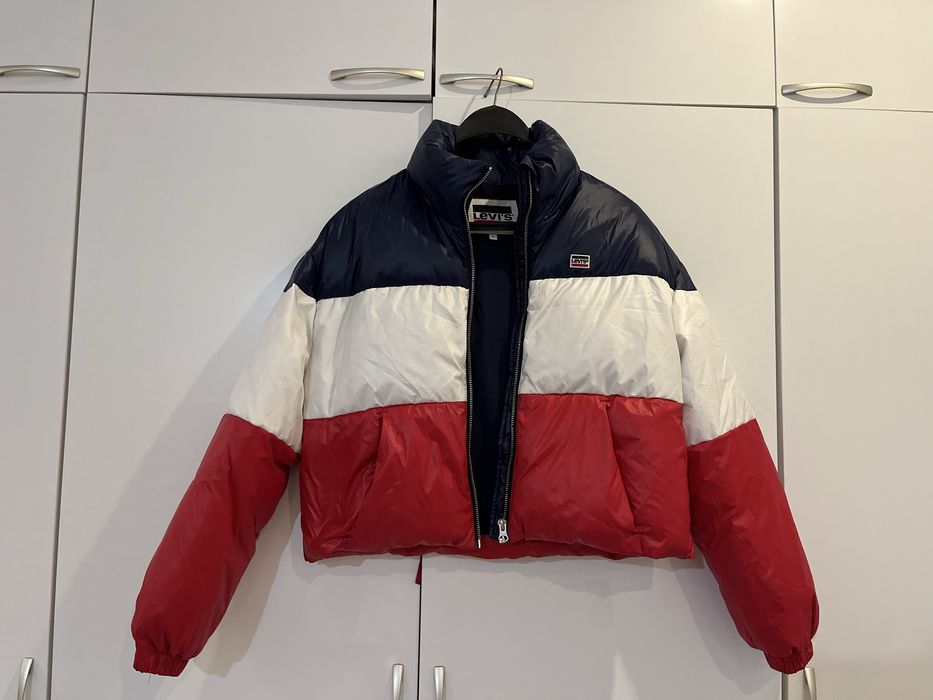 Дамско яке с пух Levis