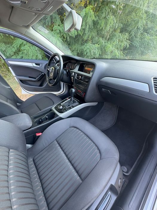 AUDI A4 Avant 2010 — imagine 5
