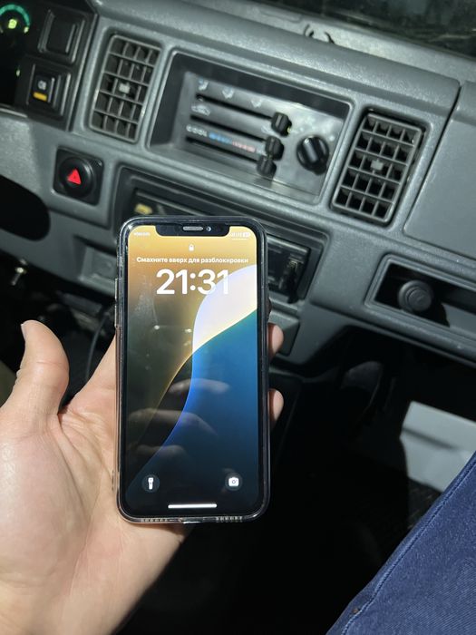 Iphone xs. 64gb. Gold