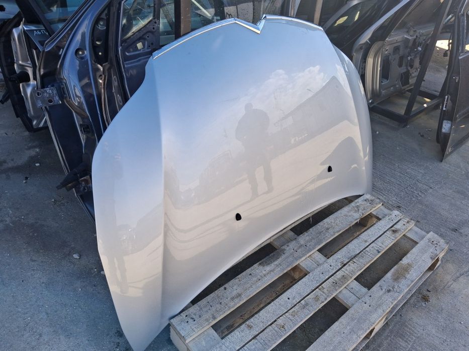 Преден Капак Citroen C4 2009г.