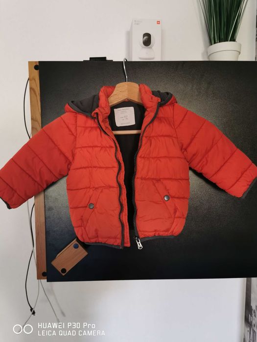 Детско яке Zara 9-12месеца.