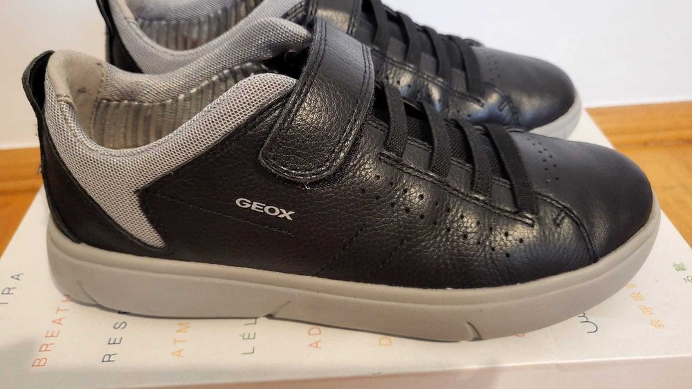 Pantofi baieti Geox - marime 37
