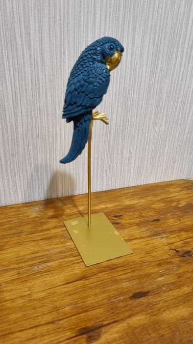Декоративная статуэтка "Попугай"