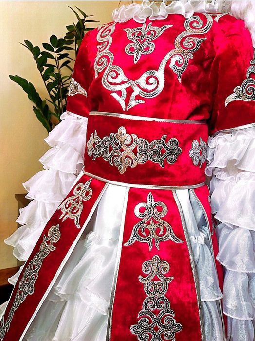 Улттық қазақша көйлек