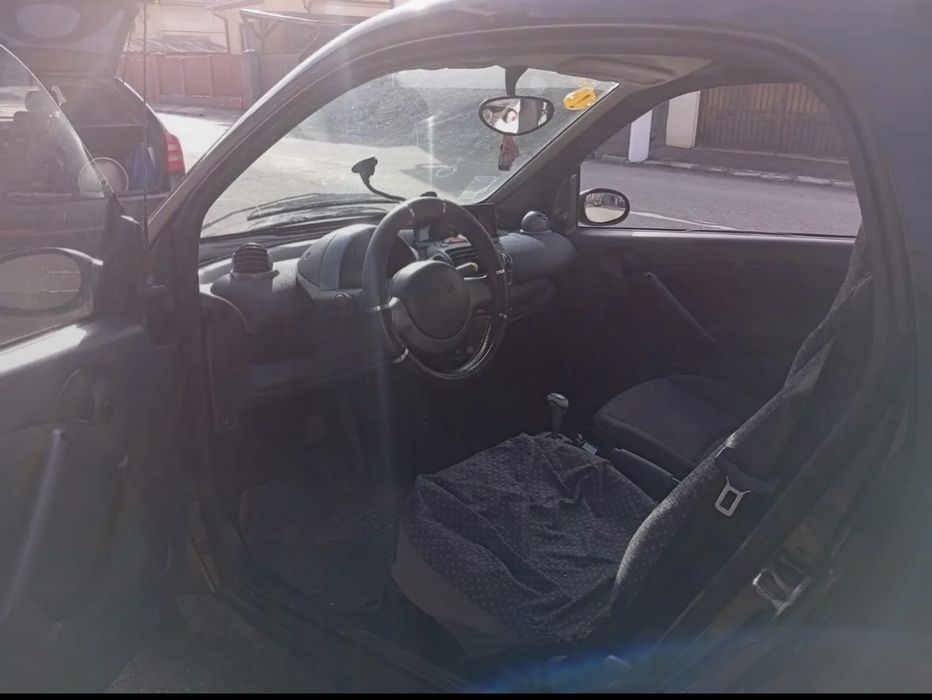Vând Smart Fortwo 2004