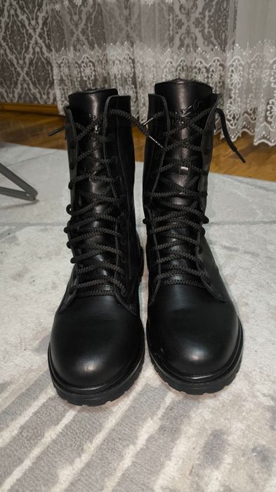 Ботинки Бизон берцы черный