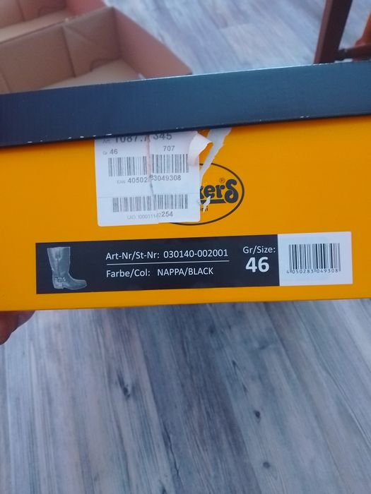 Нови ботуши Dockers 46