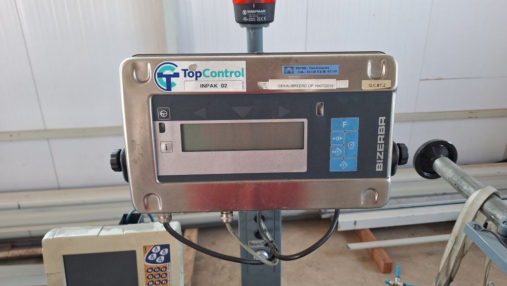 Canar electronic cu banda și etichetat Bizerba