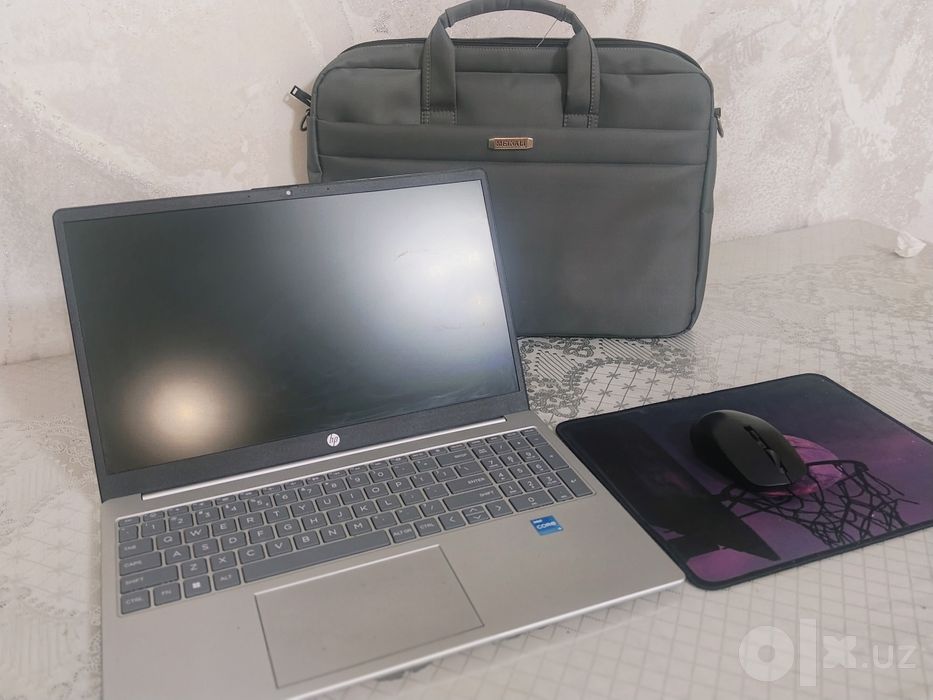 HP Laptop 15 Core i3 / 8GB RAM / 256GB SSD (sumka va mishka bilan)