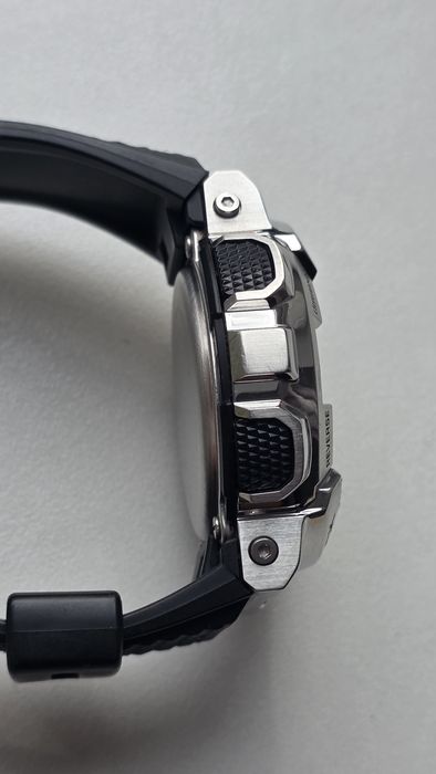 Часы Casio G-Shock