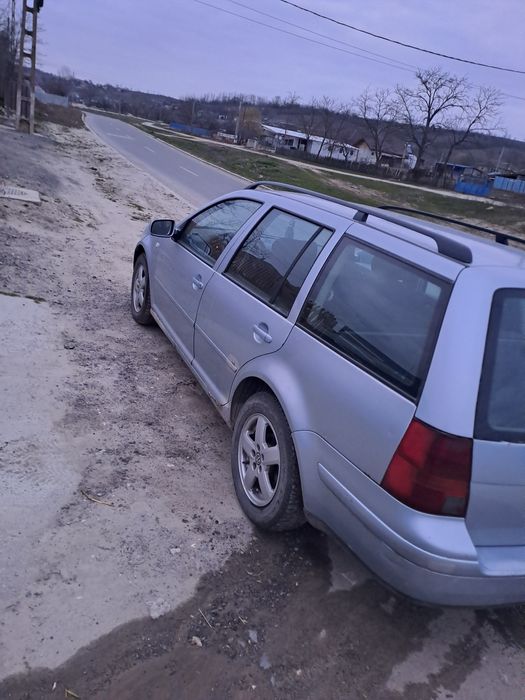 Vând golf 4 1.9 tdi motor alehaș!!masina se vinde cu acte în regulă!!