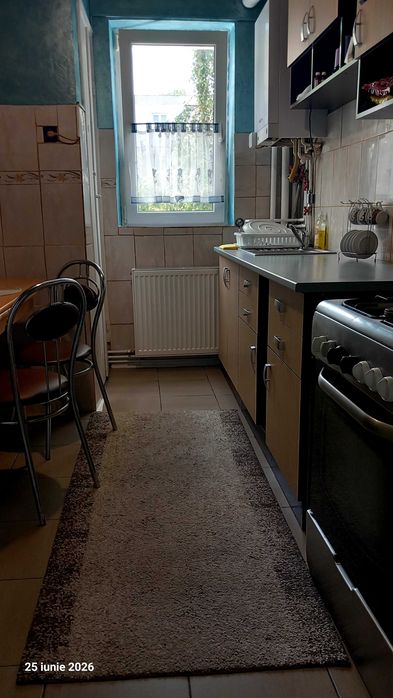 Inchiriez apartament