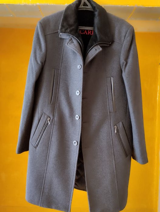 Продам новое мужское пальто