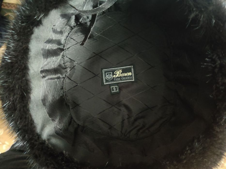 Норкавая шапка черный барон