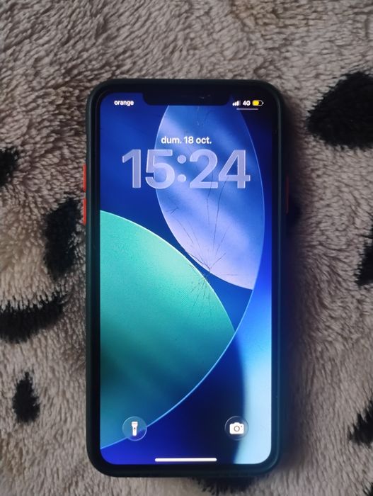 Vând iPhone 11 pro max