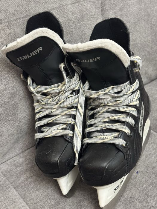 продам коньки bauer