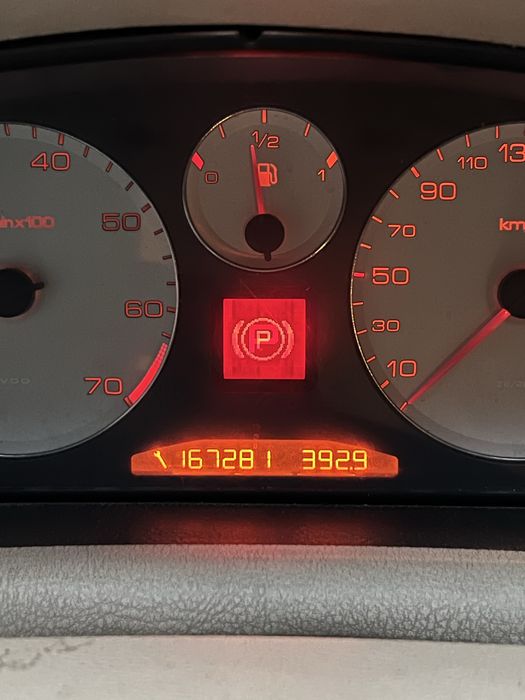 Продаю автомобиль Peugeot 607