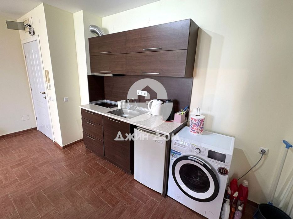 Продава се Двустаен апартамент в Свети Влас - 70 кв.м за 1343 €/кв.м - Снимка #4