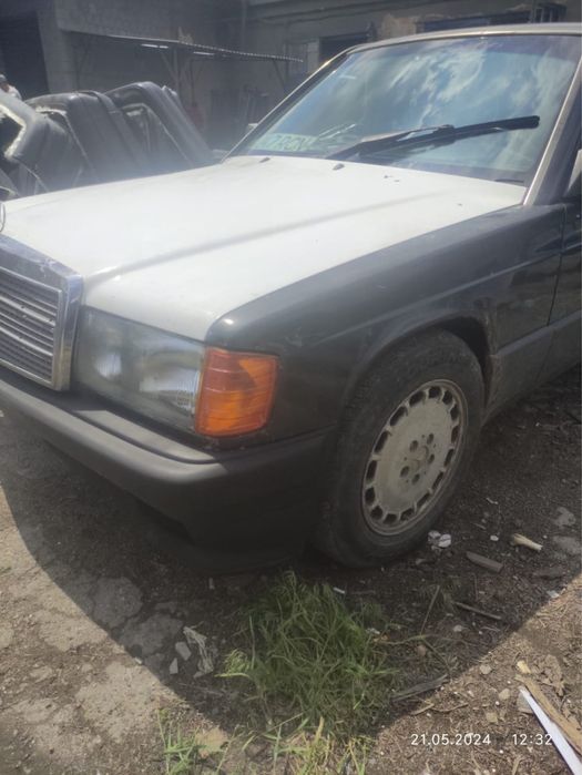 Бампер Мерседес W124 ген 2