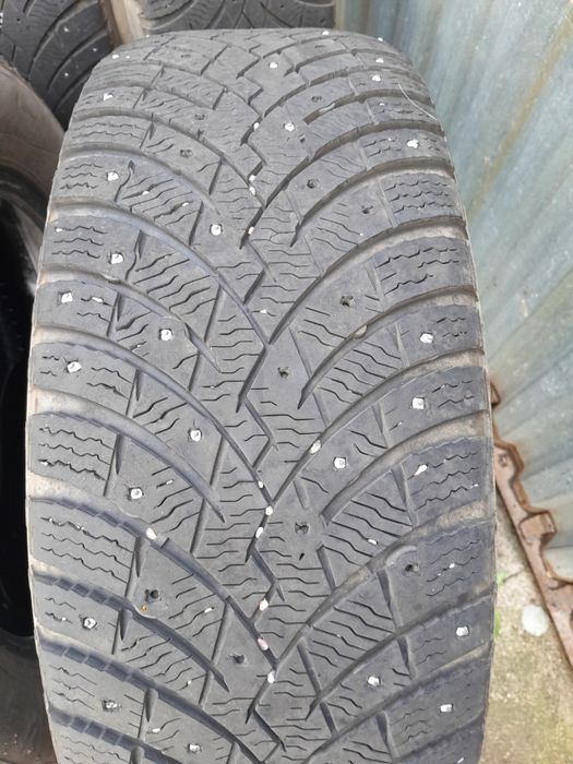 Зимние шины б/у на 17