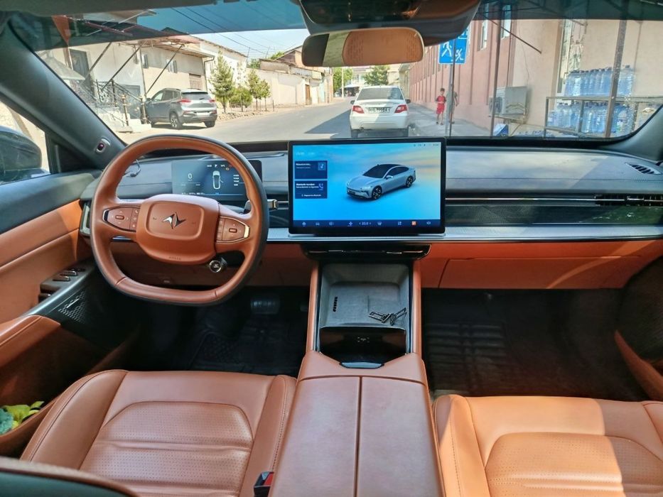 Dongfeng EP 007 gibrid 2024 йил