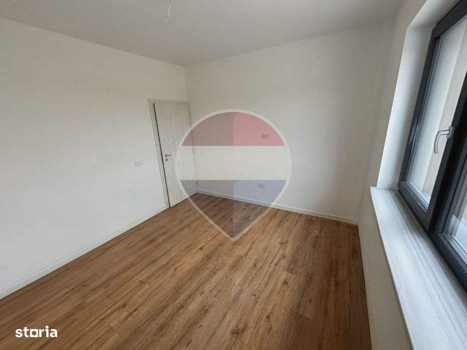 Apartament bloc nou zona Ford parter
