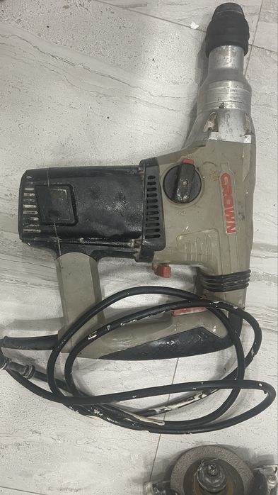 Перфоратор мощный