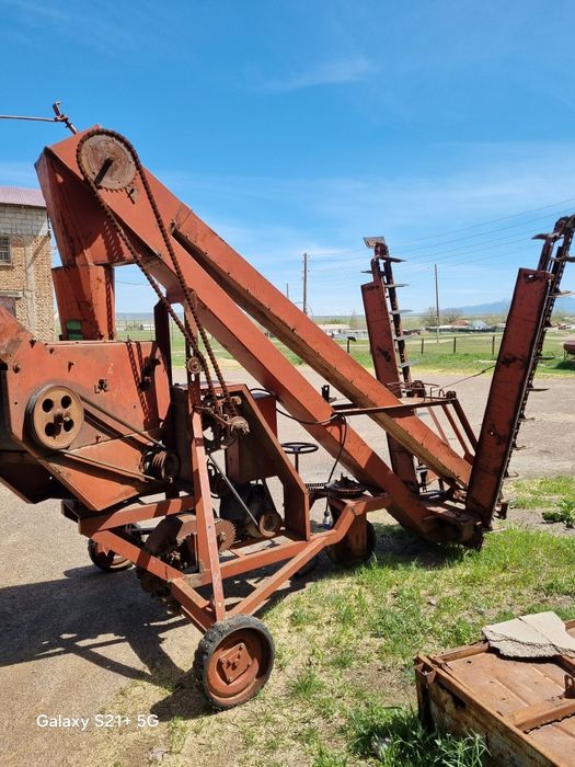 Продам зерномет.