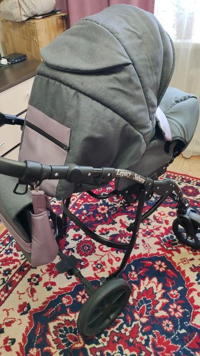 Продам зимнюю детскую коляску